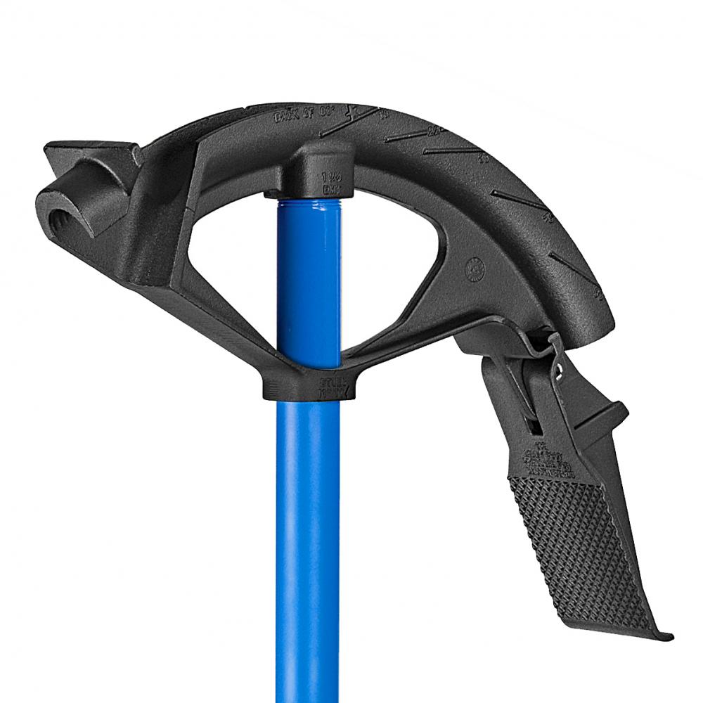 Ductile Iron Bender w/Handle 1-1/4" EMT